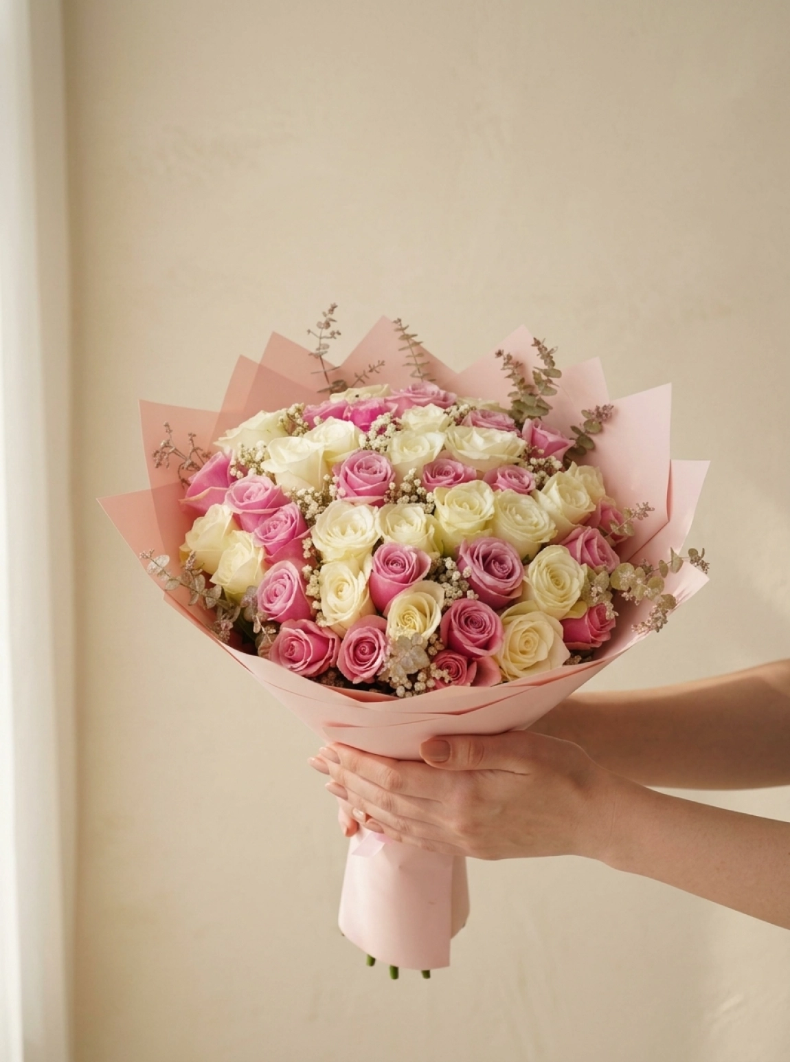 41 Li̇ İthal Gül Buketi̇  Pembe Beyaz 