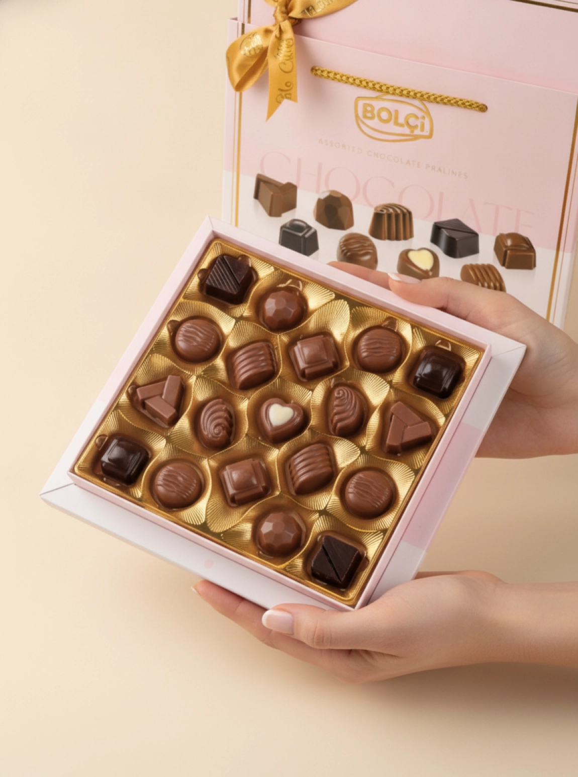 Pembe  Kutu Bolçi̇ Çi̇kolata 196 Grm